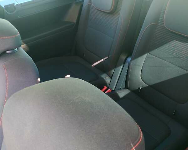 Сірий Фольксваген Шаран, об'ємом двигуна 1.97 л та пробігом 271 тис. км за 16600 $, фото 24 на Automoto.ua