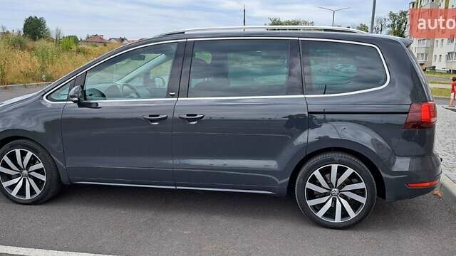 Серый Фольксваген Шаран, объемом двигателя 1.97 л и пробегом 255 тыс. км за 19399 $, фото 1 на Automoto.ua