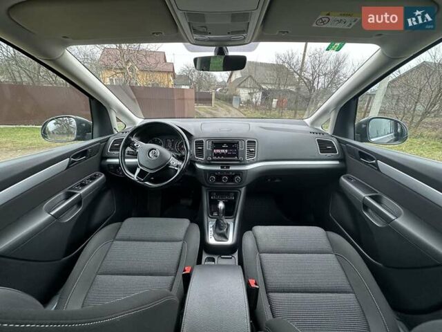 Сірий Фольксваген Шаран, об'ємом двигуна 1.97 л та пробігом 210 тис. км за 18500 $, фото 22 на Automoto.ua