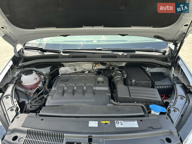 Серый Фольксваген Шаран, объемом двигателя 2 л и пробегом 244 тыс. км за 21300 $, фото 83 на Automoto.ua