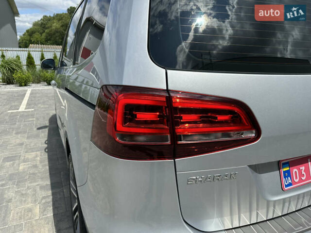 Серый Фольксваген Шаран, объемом двигателя 2 л и пробегом 244 тыс. км за 21300 $, фото 24 на Automoto.ua