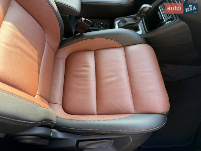 Серый Фольксваген Шаран, объемом двигателя 2 л и пробегом 225 тыс. км за 23800 $, фото 48 на Automoto.ua