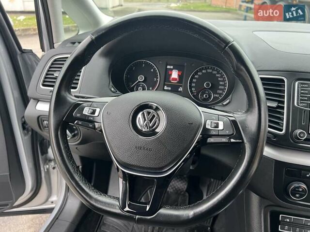 Сірий Фольксваген Шаран, об'ємом двигуна 1.97 л та пробігом 66 тис. км за 29000 $, фото 33 на Automoto.ua
