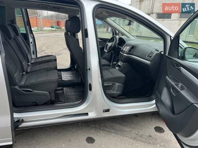 Сірий Фольксваген Шаран, об'ємом двигуна 1.97 л та пробігом 66 тис. км за 29000 $, фото 63 на Automoto.ua