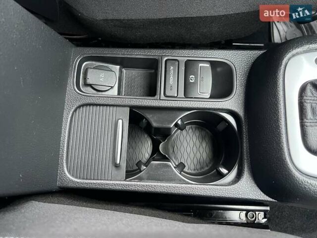 Сірий Фольксваген Шаран, об'ємом двигуна 1.97 л та пробігом 66 тис. км за 29000 $, фото 44 на Automoto.ua