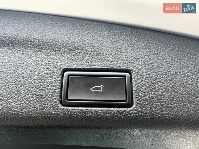 Сірий Фольксваген Шаран, об'ємом двигуна 1.97 л та пробігом 66 тис. км за 29000 $, фото 86 на Automoto.ua