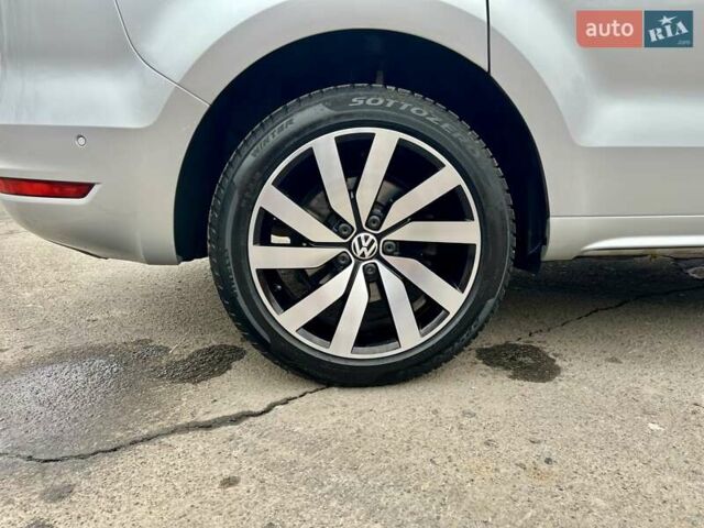 Сірий Фольксваген Шаран, об'ємом двигуна 1.97 л та пробігом 66 тис. км за 29000 $, фото 11 на Automoto.ua