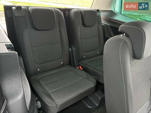 Сірий Фольксваген Шаран, об'ємом двигуна 1.97 л та пробігом 66 тис. км за 29000 $, фото 74 на Automoto.ua