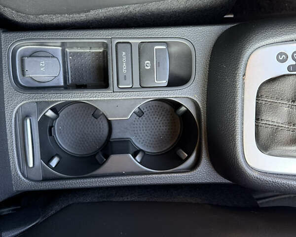 Серый Фольксваген Шаран, объемом двигателя 2 л и пробегом 225 тыс. км за 23800 $, фото 39 на Automoto.ua