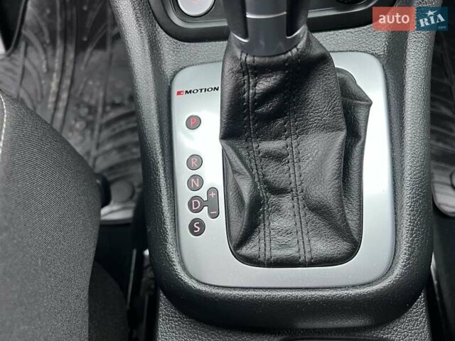 Сірий Фольксваген Шаран, об'ємом двигуна 1.97 л та пробігом 66 тис. км за 29000 $, фото 43 на Automoto.ua