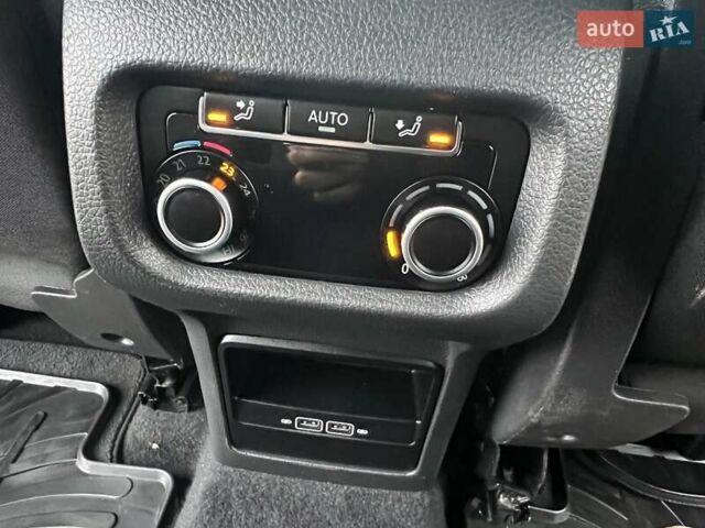 Сірий Фольксваген Шаран, об'ємом двигуна 1.97 л та пробігом 66 тис. км за 29000 $, фото 79 на Automoto.ua