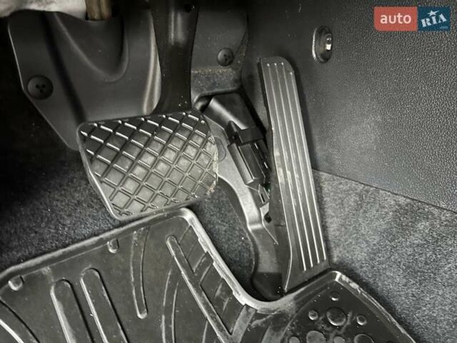 Сірий Фольксваген Шаран, об'ємом двигуна 1.97 л та пробігом 66 тис. км за 29000 $, фото 46 на Automoto.ua