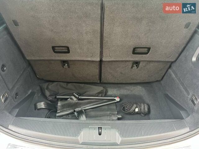 Сірий Фольксваген Шаран, об'ємом двигуна 1.97 л та пробігом 66 тис. км за 29000 $, фото 80 на Automoto.ua