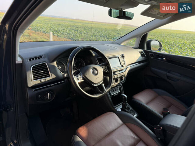 Серый Фольксваген Шаран, объемом двигателя 2 л и пробегом 225 тыс. км за 23800 $, фото 21 на Automoto.ua