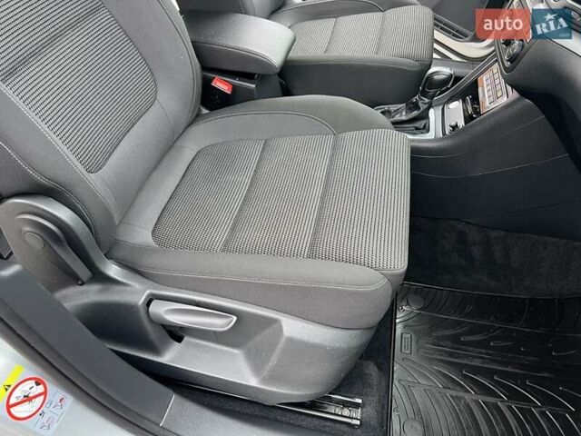 Сірий Фольксваген Шаран, об'ємом двигуна 1.97 л та пробігом 66 тис. км за 29000 $, фото 65 на Automoto.ua