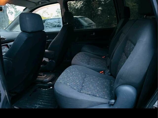 Серый Фольксваген Шаран, объемом двигателя 1.9 л и пробегом 300 тыс. км за 2383 $, фото 3 на Automoto.ua