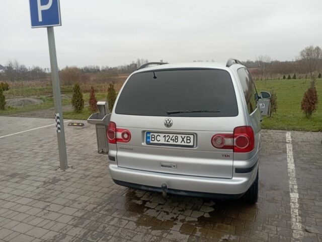 Серый Фольксваген Шаран, объемом двигателя 1.9 л и пробегом 386 тыс. км за 5200 $, фото 3 на Automoto.ua