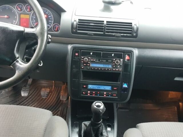 Серый Фольксваген Шаран, объемом двигателя 0 л и пробегом 333 тыс. км за 2500 $, фото 8 на Automoto.ua