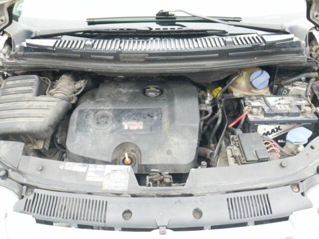 Серый Фольксваген Шаран, объемом двигателя 0 л и пробегом 333 тыс. км за 2500 $, фото 15 на Automoto.ua