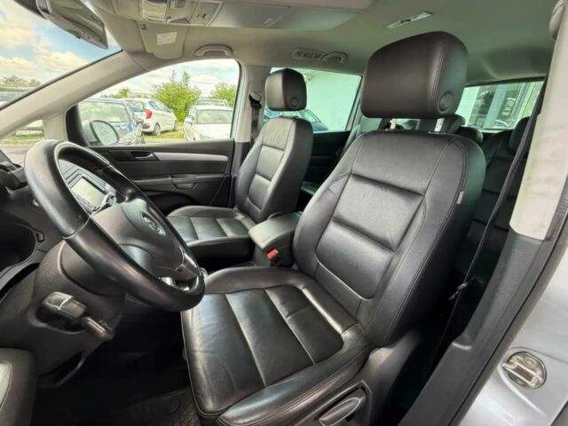 Фольксваген Шаран 2014 в Днепре (Днепропетровске) на Automoto.ua Серый Фольксваген Шаран, объемом двигателя 2 л и пробегом 82 тыс. км за 3100 $, фото 6 на Automoto.ua