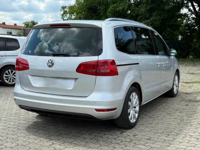 Фольксваген Шаран 2014 в Днепре (Днепропетровске) на Automoto.ua Серый Фольксваген Шаран, объемом двигателя 2 л и пробегом 82 тыс. км за 3100 $, фото 3 на Automoto.ua