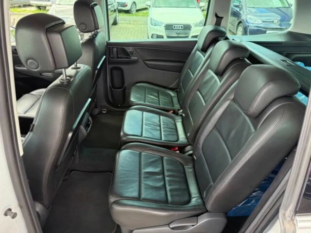 Фольксваген Шаран 2014 в Днепре (Днепропетровске) на Automoto.ua Серый Фольксваген Шаран, объемом двигателя 2 л и пробегом 82 тыс. км за 3100 $, фото 9 на Automoto.ua