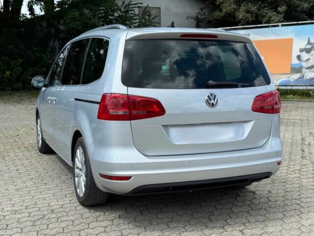 Фольксваген Шаран 2014 в Днепре (Днепропетровске) на Automoto.ua Серый Фольксваген Шаран, объемом двигателя 2 л и пробегом 82 тыс. км за 3100 $, фото 2 на Automoto.ua