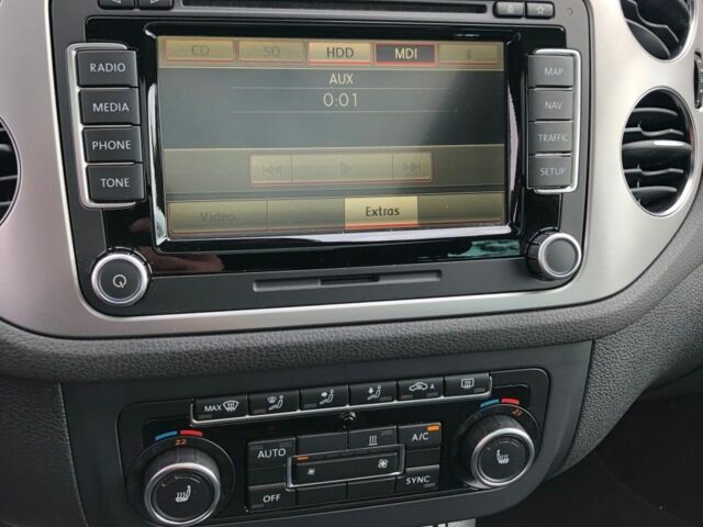 Серый Фольксваген Шаран, объемом двигателя 2 л и пробегом 150 тыс. км за 7000 $, фото 20 на Automoto.ua