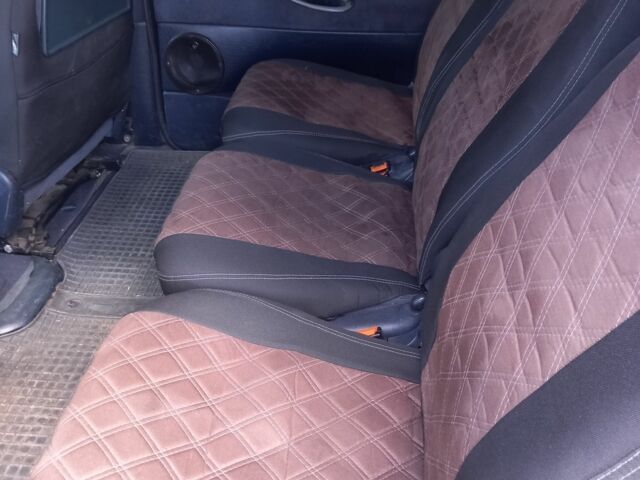 Синий Фольксваген Шаран, объемом двигателя 1.9 л и пробегом 560 тыс. км за 3000 $, фото 5 на Automoto.ua