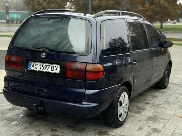 Синій Фольксваген Шаран, об'ємом двигуна 1.9 л та пробігом 378 тис. км за 2650 $, фото 5 на Automoto.ua