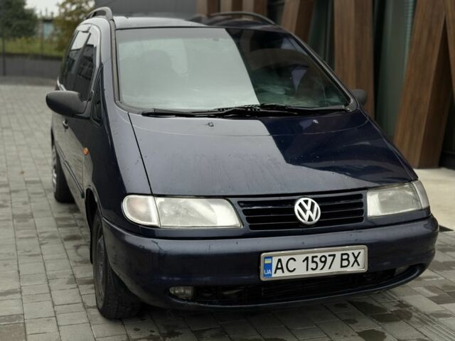 Синій Фольксваген Шаран, об'ємом двигуна 1.9 л та пробігом 378 тис. км за 2650 $, фото 2 на Automoto.ua