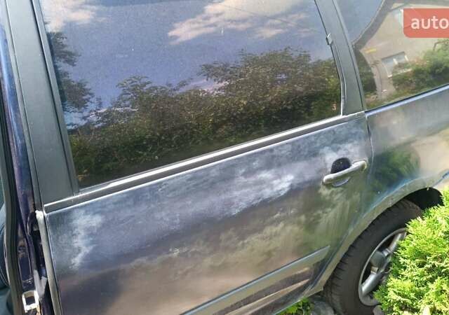 Синий Фольксваген Шаран, объемом двигателя 1.97 л и пробегом 281 тыс. км за 2600 $, фото 7 на Automoto.ua