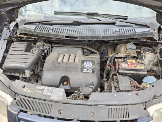 Синий Фольксваген Шаран, объемом двигателя 2 л и пробегом 281 тыс. км за 2700 $, фото 12 на Automoto.ua