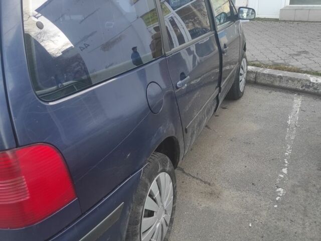 Синий Фольксваген Шаран, объемом двигателя 1.9 л и пробегом 455 тыс. км за 1650 $, фото 3 на Automoto.ua