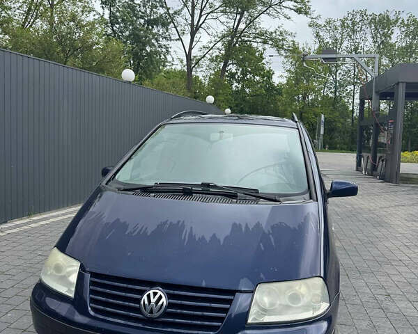 Синий Фольксваген Шаран, объемом двигателя 1.9 л и пробегом 338 тыс. км за 5100 $, фото 12 на Automoto.ua