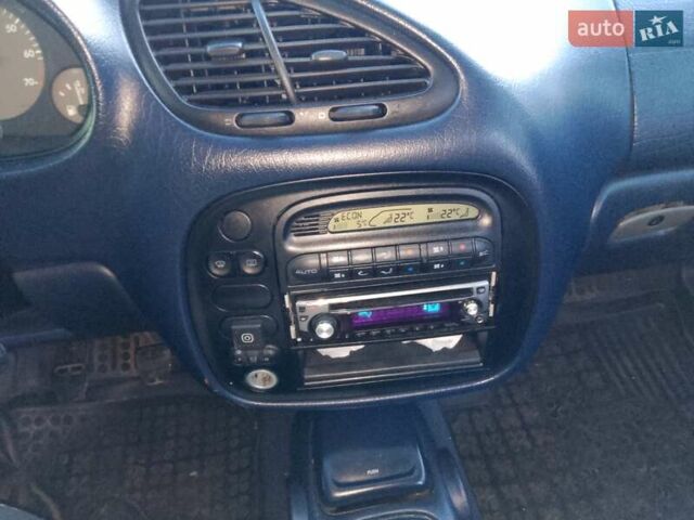 Синий Фольксваген Шаран, объемом двигателя 1.78 л и пробегом 237 тыс. км за 3750 $, фото 3 на Automoto.ua