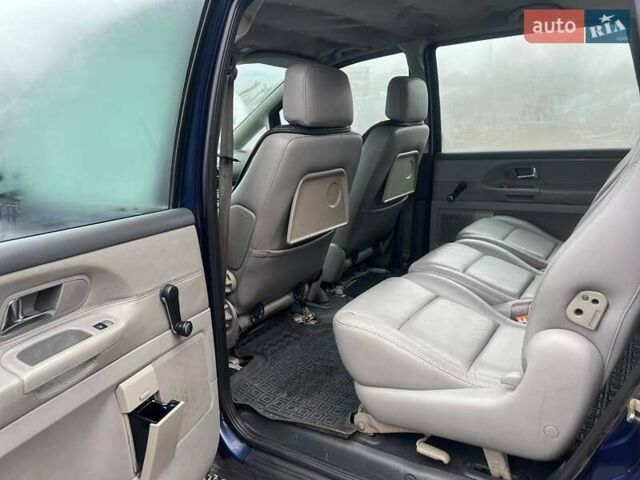 Синий Фольксваген Шаран, объемом двигателя 1.9 л и пробегом 300 тыс. км за 2999 $, фото 6 на Automoto.ua