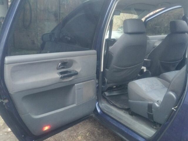 Синий Фольксваген Шаран, объемом двигателя 1.9 л и пробегом 400 тыс. км за 3350 $, фото 6 на Automoto.ua