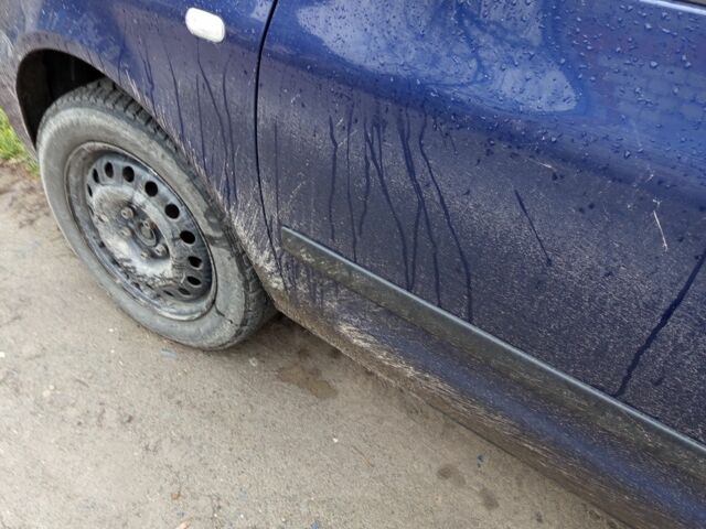 Синий Фольксваген Шаран, объемом двигателя 1.9 л и пробегом 200 тыс. км за 2605 $, фото 6 на Automoto.ua