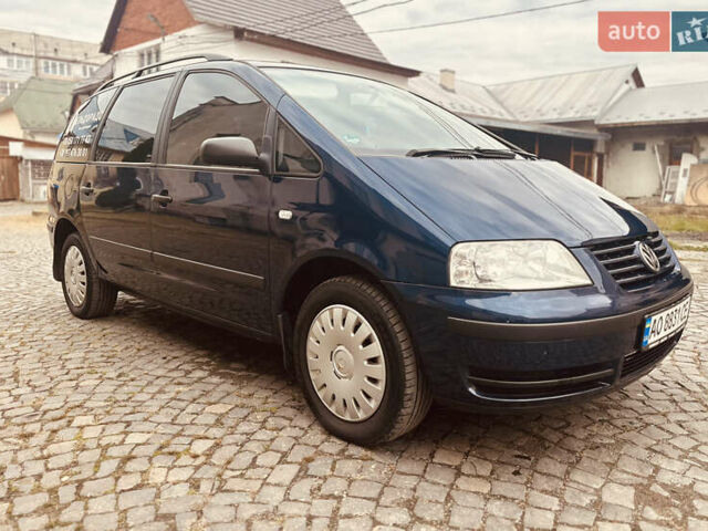 Синий Фольксваген Шаран, объемом двигателя 2 л и пробегом 265 тыс. км за 5150 $, фото 6 на Automoto.ua