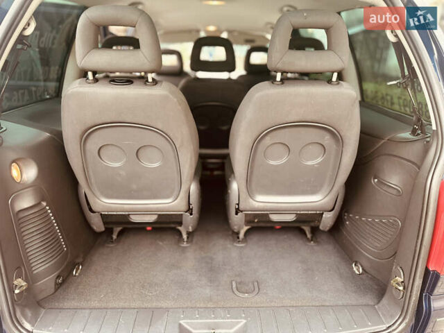 Синий Фольксваген Шаран, объемом двигателя 2 л и пробегом 265 тыс. км за 5150 $, фото 15 на Automoto.ua