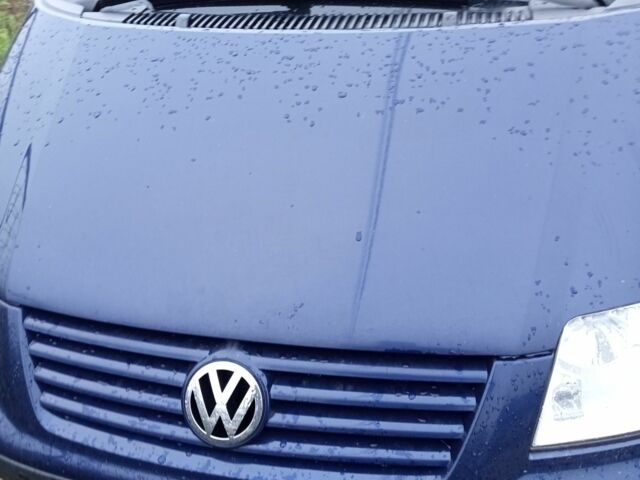 Синий Фольксваген Шаран, объемом двигателя 1.9 л и пробегом 200 тыс. км за 2605 $, фото 3 на Automoto.ua