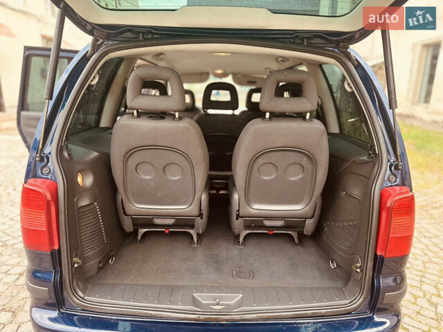 Синий Фольксваген Шаран, объемом двигателя 2 л и пробегом 265 тыс. км за 5150 $, фото 14 на Automoto.ua