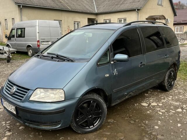 Синій Фольксваген Шаран, об'ємом двигуна 1.9 л та пробігом 400 тис. км за 1550 $, фото 1 на Automoto.ua