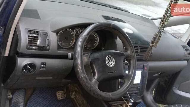Синий Фольксваген Шаран, объемом двигателя 1.9 л и пробегом 377 тыс. км за 2800 $, фото 12 на Automoto.ua