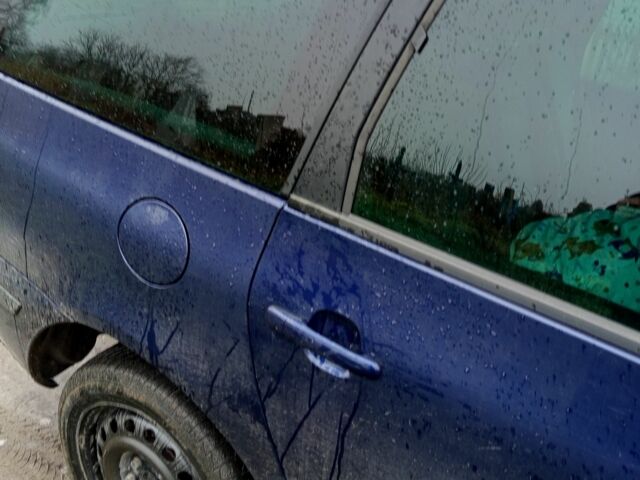 Синий Фольксваген Шаран, объемом двигателя 1.9 л и пробегом 200 тыс. км за 2605 $, фото 4 на Automoto.ua