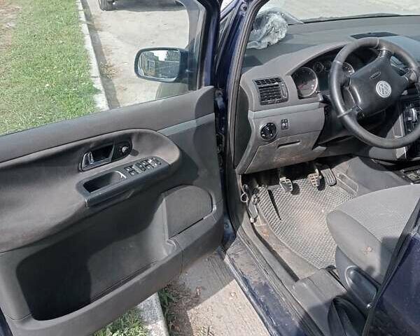 Синий Фольксваген Шаран, объемом двигателя 1.9 л и пробегом 600 тыс. км за 3500 $, фото 17 на Automoto.ua