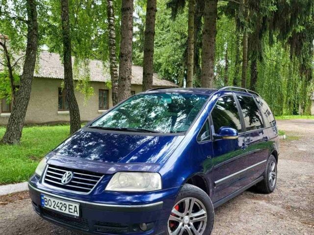 Синій Фольксваген Шаран, об'ємом двигуна 1.8 л та пробігом 275 тис. км за 4700 $, фото 2 на Automoto.ua