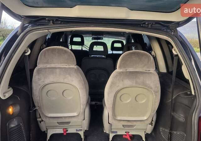 Синий Фольксваген Шаран, объемом двигателя 1.9 л и пробегом 317 тыс. км за 5200 $, фото 18 на Automoto.ua