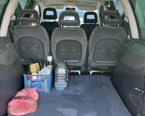 Синий Фольксваген Шаран, объемом двигателя 1.9 л и пробегом 388 тыс. км за 6700 $, фото 7 на Automoto.ua